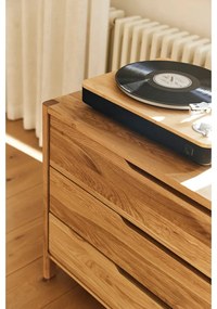 Нисък скрин от масивен дъб в естествен цвят 140x64 cm Twig – The Beds