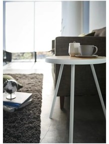 Кръгла странична масичка 48x49 cm Tower – YAMAZAKI