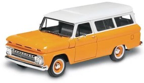 Автомобил Chevy Suburban 1966 - сглобяем модел