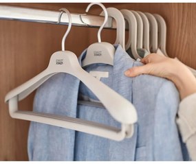 Пластмасови закачалки в комплект от 2 бр. Orderly – Joseph Joseph