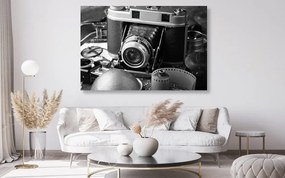 Картина на платно – Стар фотоапарат в черно-бяло