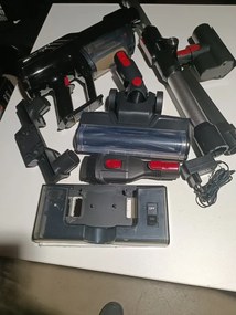 Втора ръка: Акумулаторна прахосмукачка Oliver Voltz OV51001Q, 250W, Li-ion 2200 mAh, 3 скорости, 0.6 l, 25 kPa, Сензорен екран, Черен