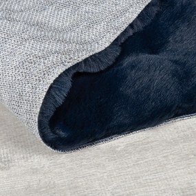 Тъмносиня синтетична кожа 180x290 cm Waffle Faux Fur – Flair Rugs