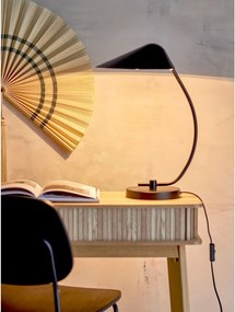 Черна настолна лампа с метален абажур (височина 50 cm) Nisella – Bloomingville