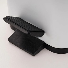 Бяло стоманено кошче за боклук с педал 5 l Erik – Spirella