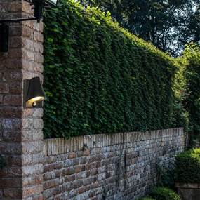 Външна стенна лампа черна IP44 с датчик за движение - Femke