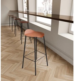 Кожен бар стол в цвят кафяв коняк Flamingo Bull – LIND DNA