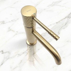 Смесител за мивка Rea Lungo Diamond Brush Gold