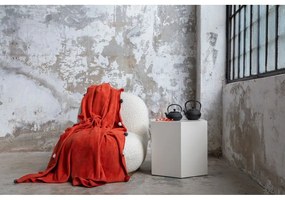 Покривало за легло от флийс в тухлен цвят 150x200 cm Pom Pom – Mijolnir