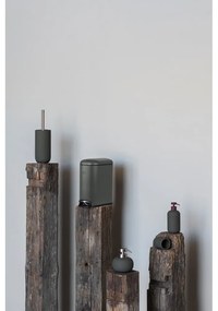 Тъмнозелен керамичен диспенсер за сапун 120 ml Lotus Play – Mette Ditmer Denmark