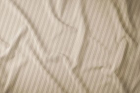 Луксозно спално бельо от дамаска - бежово 3 časti: 1ks 180x200 + 2ks 70x80