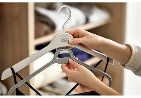 Пластмасови закачалки в комплект от 2 бр. Orderly – Joseph Joseph