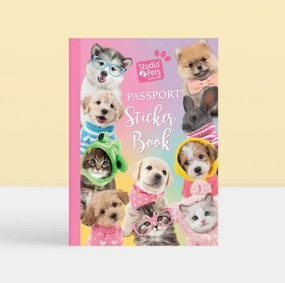 Studio Pets - Книжка със стикери за паспорт и куфарчета, голяма