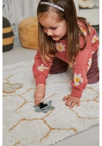 Кремаво памучно детско килимче за игра 90x130 cm Pollination – Lorena Canals