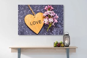 Картина на платно – Дървено сърце с надпис Love
