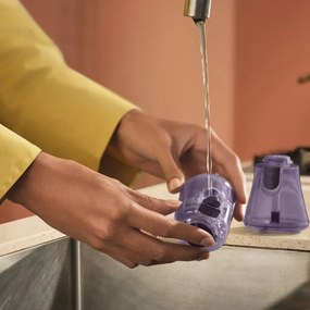 Уред за гладене с пара Philips STH7050/30, 1500W, 100 + 200 мл, 28 г/мин, OptimalTEMP, Регулируема глава, 2 нива на пара, Аксесоари, Черен/лилав