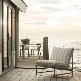 Бежов градински стол метален/подплатен Elvo – WOOOD