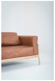 Диван от коняк кафява биволска кожа с масивна дъбова конструкция , 240 см Fawn - Gazzda