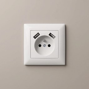 Единичен контакт със заземяване + 2x USB-A OSTE JNH003-G White