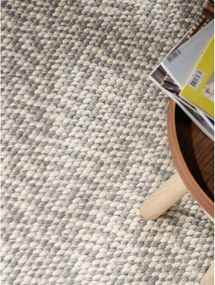 Светлосив/кремав ръчно изработен вълнен килим 160x230 cm Lyon Beans – Elle Decoration