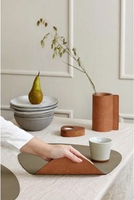 Подложка за хранене от еко кожа 37x44 cm Curve L Double Nupo – LIND DNA