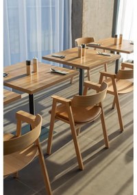 Трапезен стол с подлакътници от масивен дъб в естествен цвят Flip – Gazzda