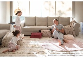 Розов ръчно изработен памучен детски килим подходящ за пране 160x180 cm Puffy Love – Lorena Canals