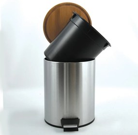 Стоманено кошче за боклук с педал в матово сребрист цвят 5 l Adonis – Spirella