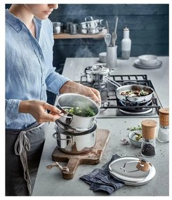 Съд за паста от неръждаема стомана с капак Cromargan® , ⌀ 18 cm Mini - WMF