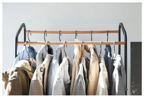 Черна метална стойка за дрехи на колелца Tower – YAMAZAKI