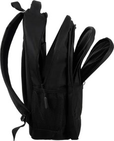 Черна раница от издръжлив материал - няколко размера Objem 22 L