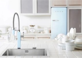 Полупрофесионален смесител за вода Smeg MDF50PB, 5 bar, Подвижна слушалка, Въртящ се на 360° чучур, Пастелно син