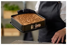 Форма за печене торта от неръждаема стомана 24x24 cm – Blomsterbergs