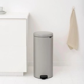 Кош за боклук с педал Brabantia NewIcon 1010442, 30 л, Плавно затваряне, Противоплъзгаща основа, Светлосив