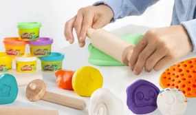 Бюро със стол и аксесоари Play-Doh
