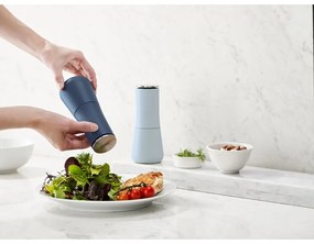 Комплект от 2 сини мелнички за сол и пипер Milltop Sky - Joseph Joseph