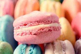 Картина на платно – Цветни макарони