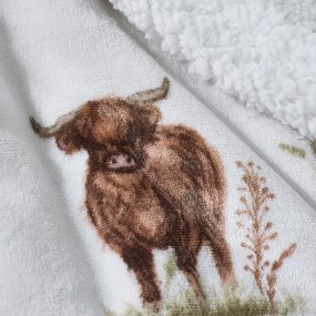 Кафяво-бежово одеяло от микроплюш 130x170 cm Angus Highland Cow – Catherine Lansfield