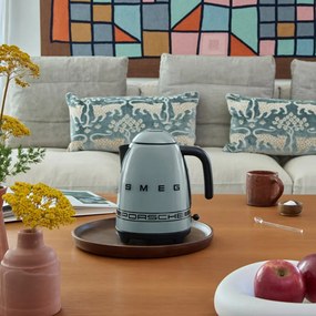 Електрическа кана SMEG Porsche KLF03PSGEU, 2400 W, 1.7 л, 360° основа, Гланцово покритие, Зелен
