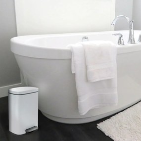 Стоманено кошче за боклук с педал в матово бял цвят 5 l Akira – Spirella