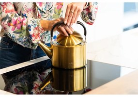 Чайник от неръждаема стомана в златист цвят1,5 l Diamante – Vialli Design