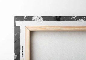 Картина на платно – Клони на дърво по време на пълнолуние в черно-бяло изпълнение