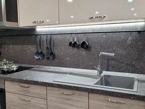 композиция на кухня БЮДЖЕТ 5 мостра цвят бежово гланц и дъб ориноко