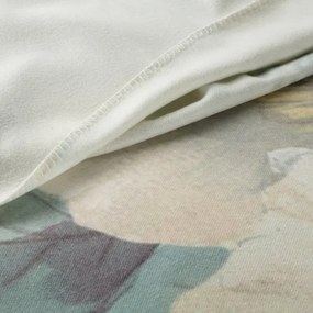 Луксозно акрилно одеяло с деликатен принт на пролетни цветя Ширина: 150 см | Дължина: 200 см