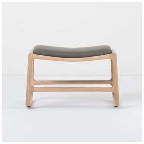 Отоман с масивна дъбова конструкция и детайли от сива биволска кожа Dedo - Gazzda