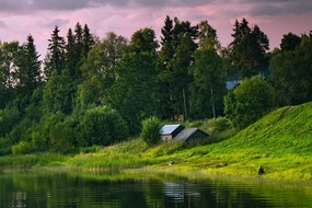 Картина на платно – Приказни къщички край река
